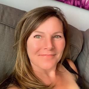 Meet your Posher, Genevieve